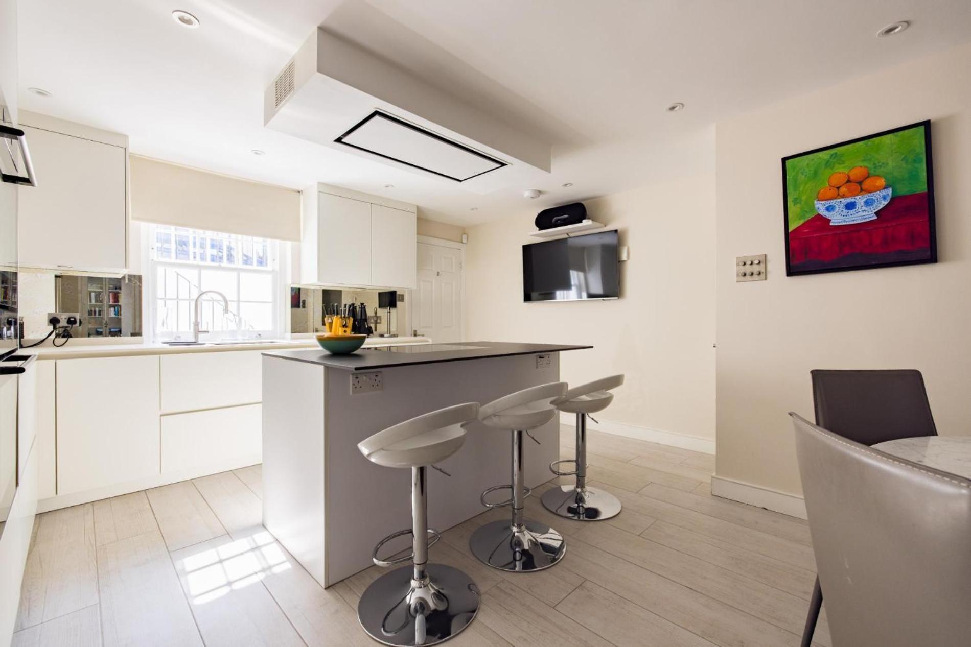 Luxe - 4 Bedroom House In Chelsea Apartment