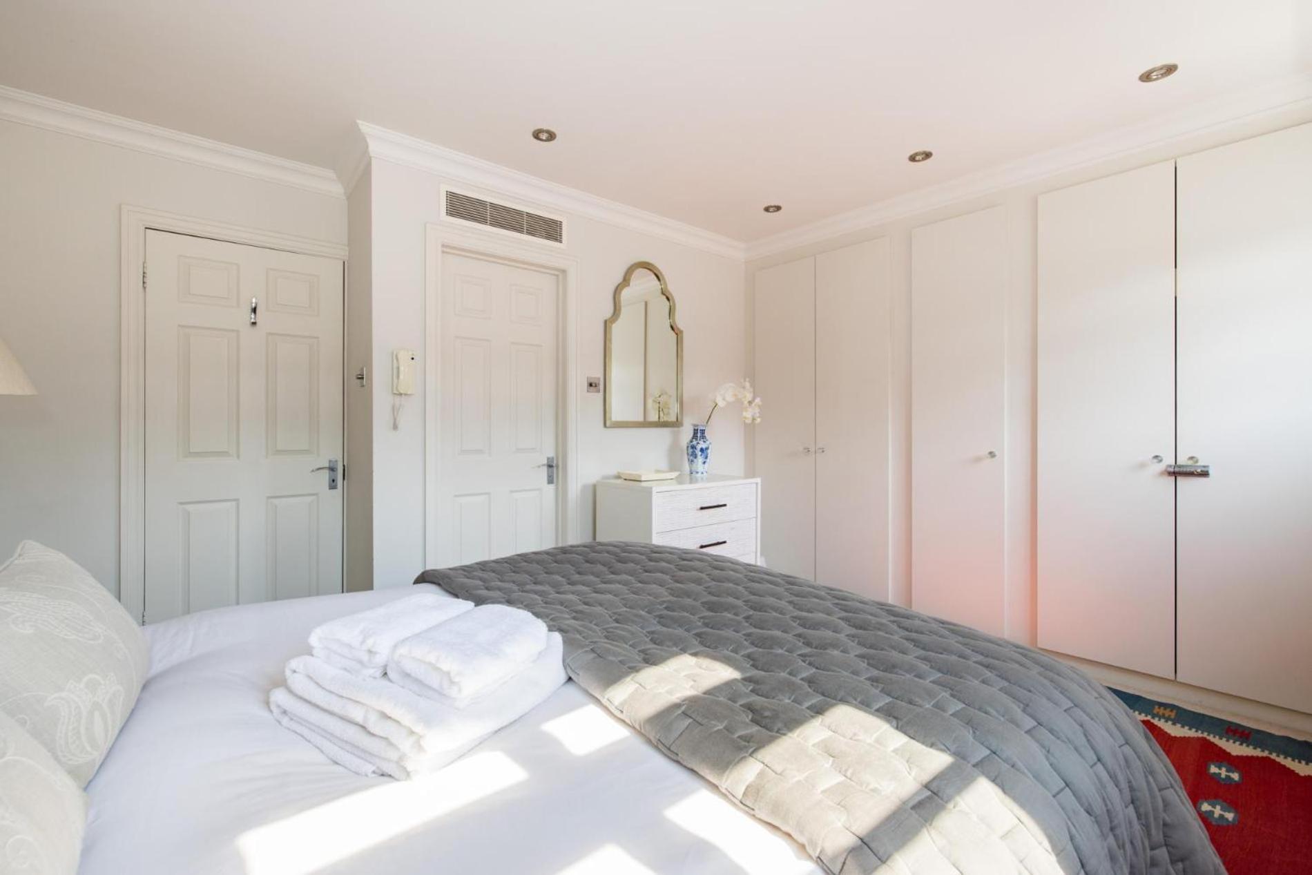 Luxe - 4 Bedroom House In Chelsea Appartamento Londra